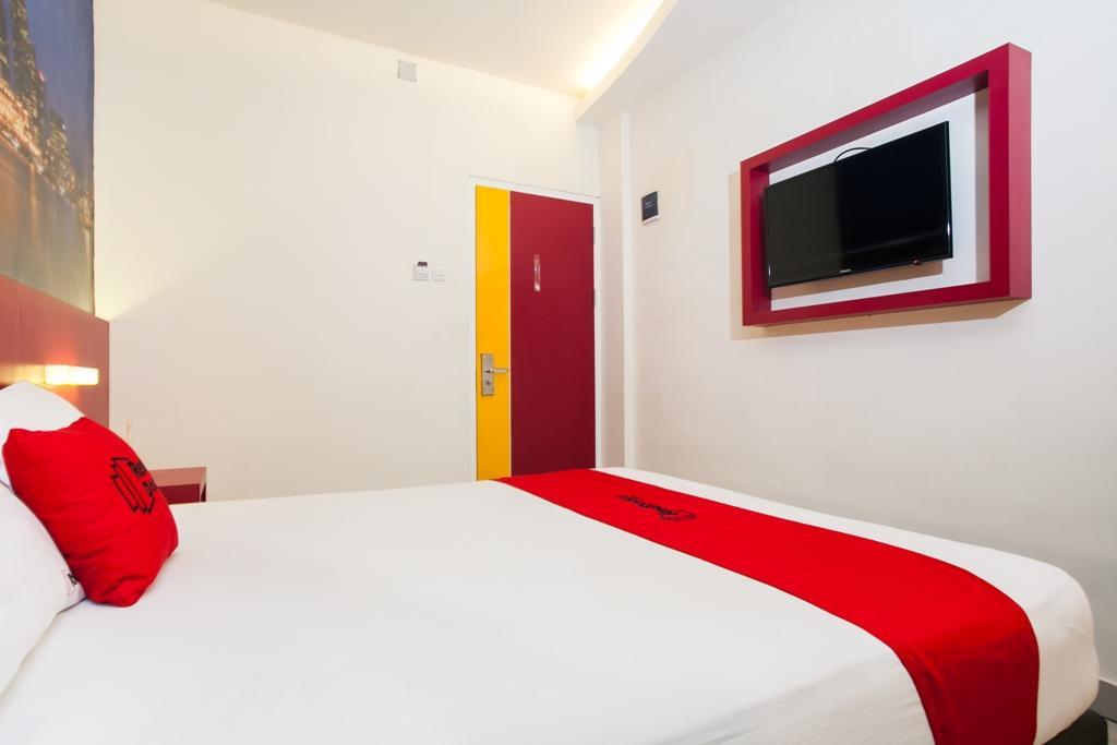 Reddoorz Near Hawaii Water Park Hotel Malang Luaran gambar