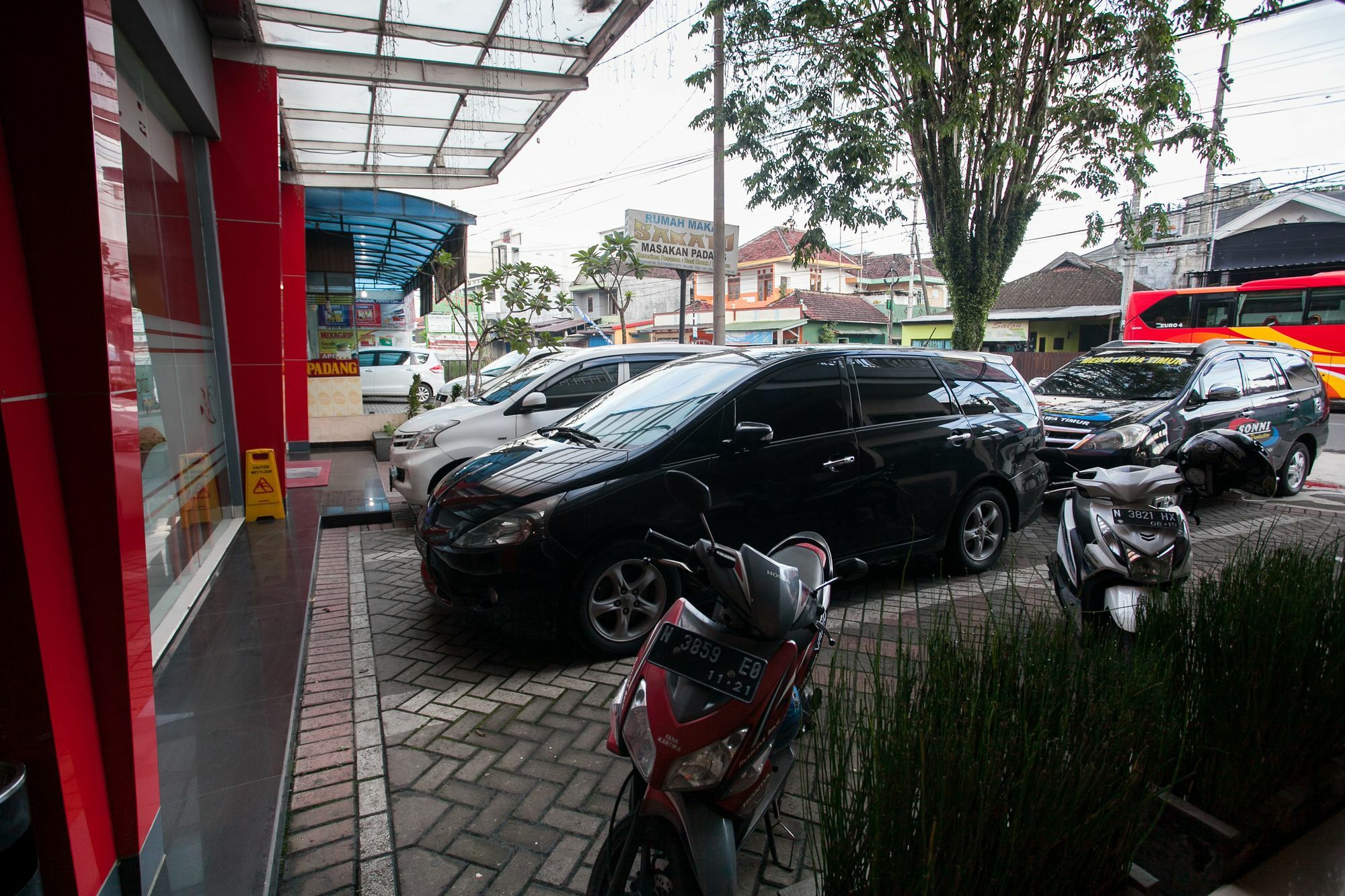 Reddoorz Near Hawaii Water Park Hotel Malang Luaran gambar